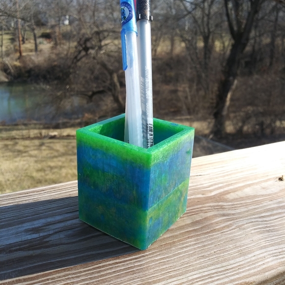 Green Blue Pen Holder Resin Art Work Home Cube Handmade Organizer Gift wfh - Picture 10 of 11